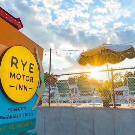 Rye Motor Inn - A Retro-Inspired Apartment Hotel (Adults Only) Εξωτερικό φωτογραφία